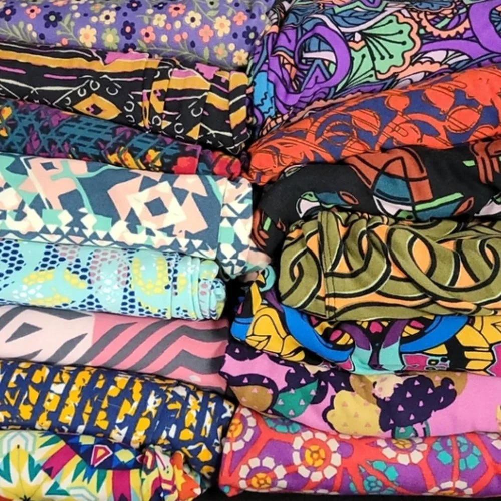 10 LuLaRoe Leggings Tall & Curvy Mystery Box - Picture 5 of 11